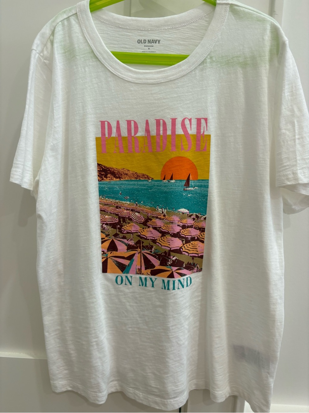 Old Navy White Everywear Tee with Paradise Graphic